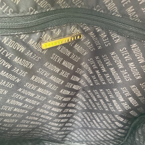 STEVE MADDEN Large Tan/Gold & Black Backpack - Picture 9 of 13